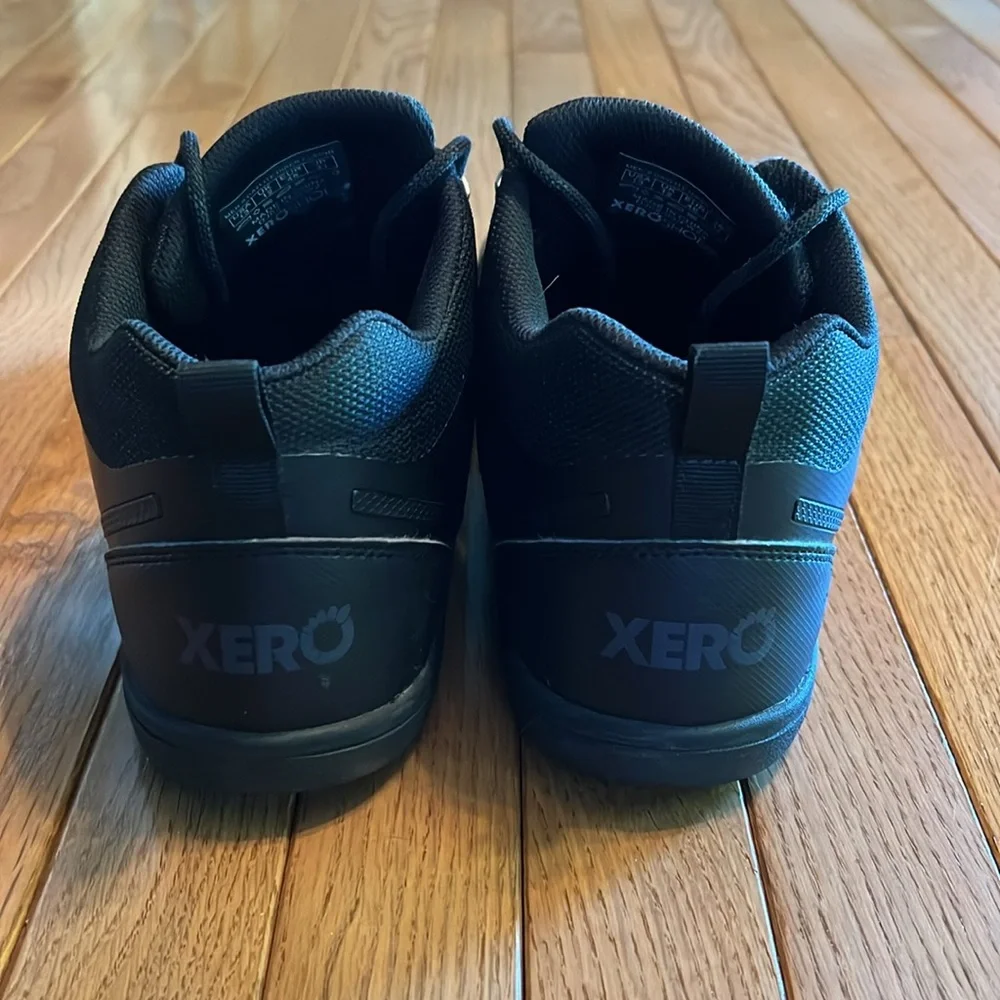 Men's Black All-Terrain Athletic Shoes